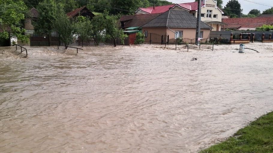 Elsőfokú árvízvédelmi készültséget rendeltek el a hidrológusok több folyó vízgyűjtő területén