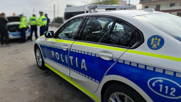 Halott 42 éves férfit találtak egy kereskedelmi áruház parkolójában álló autóban