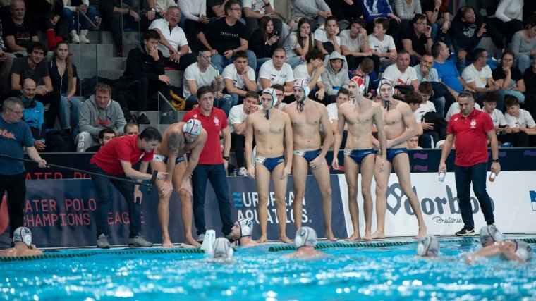 Vízilabda: a VSK az elődöntő halasztását kéri