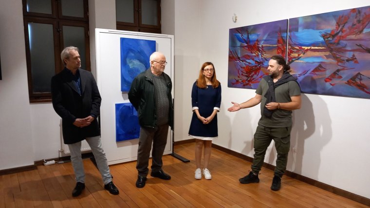 Retrospektív festménykiállítás nyílt a várban