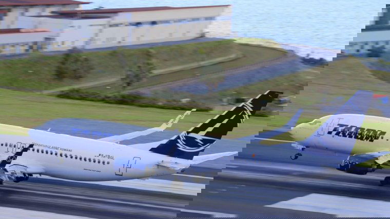 Törölte hétfői frankfurti járatait a Tarom