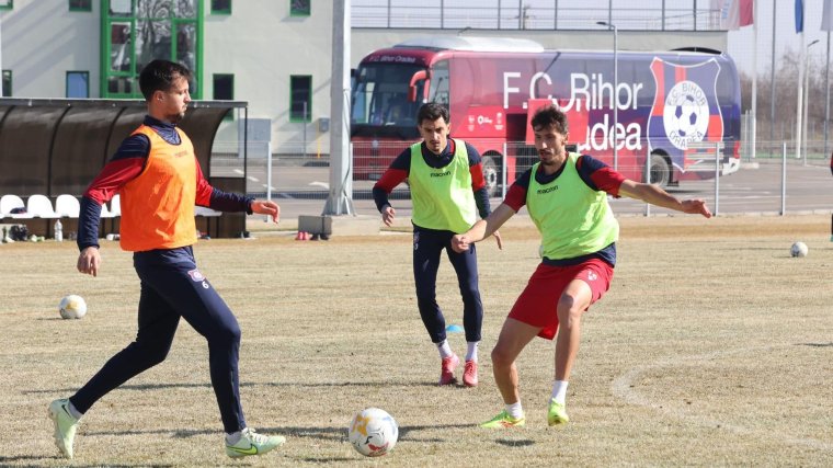 A Ceahlăul ellen zárják az alapszakaszt a váradiak