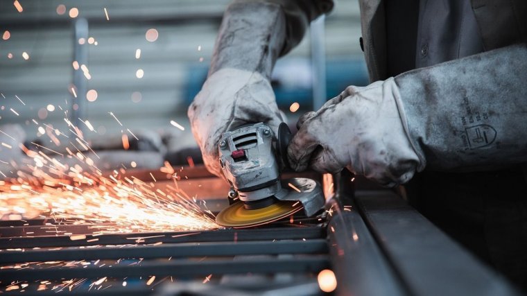 Pénzsegéllyel a szakmunkáshiány ellen