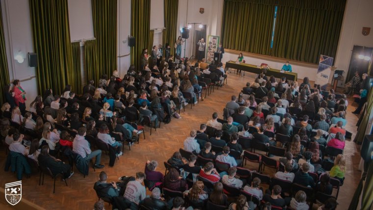 Nyílt napon mutatta be képzési kínálatát a PKE