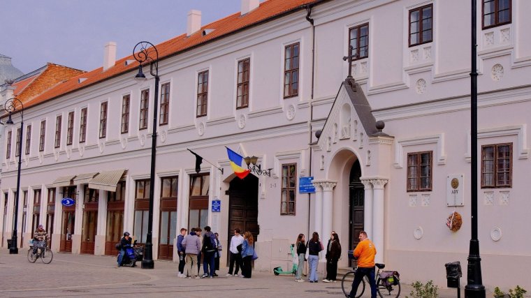 Foglalkozások és nyílt nap az Adyban