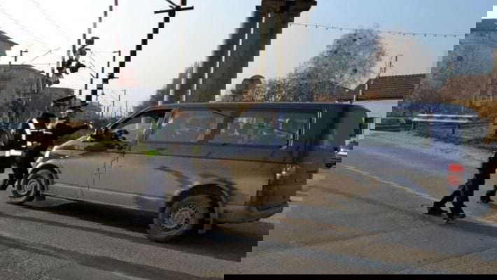 A vasúti átjáróknál tartottak ellenőrzéseket a rendőrök, 434 bírságot róttak ki egy nap alatt