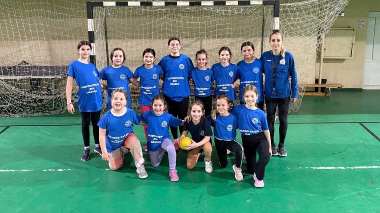 Kézilabdázni vágyó lányokat toboroz az Egyetem SK