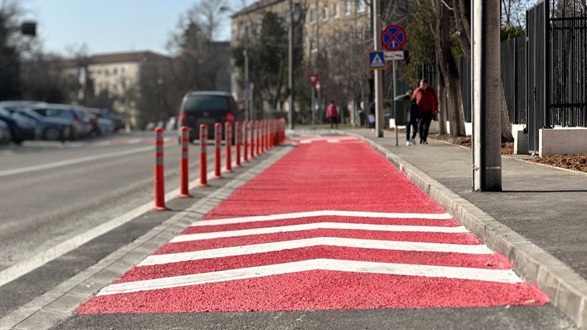 Megkönnyítenék az iskolák előtti közlekedést