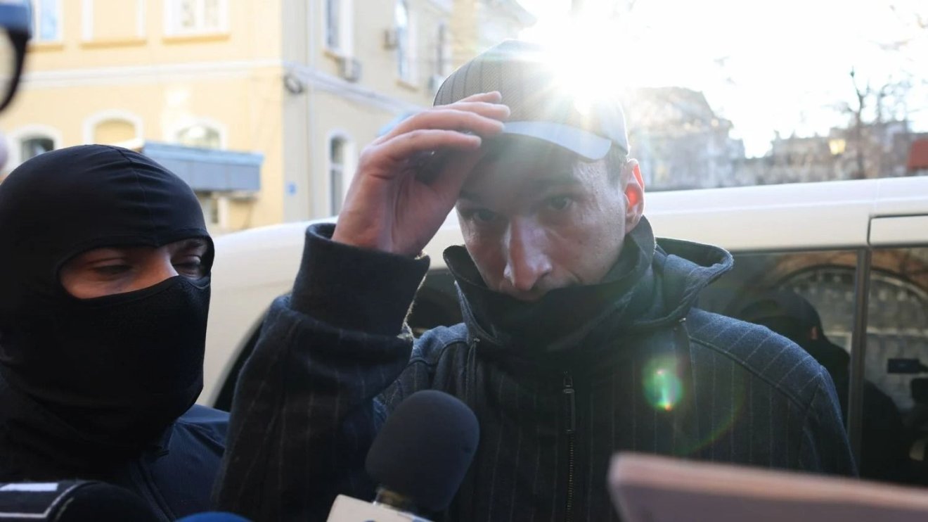 A Román Rendőrség székhelyére kísérték kihallgatásra Bogdan Peșchir influenszert