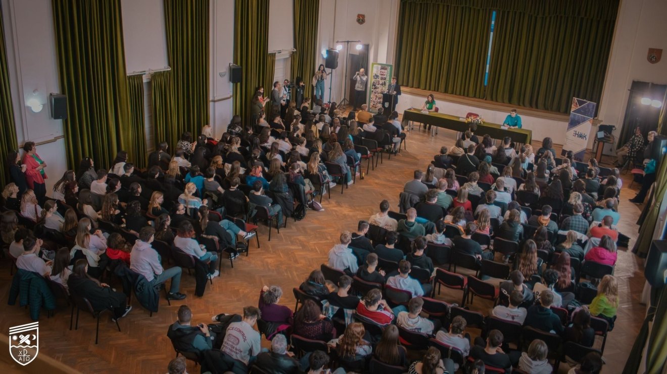 Nyílt napon mutatta be képzési kínálatát a PKE