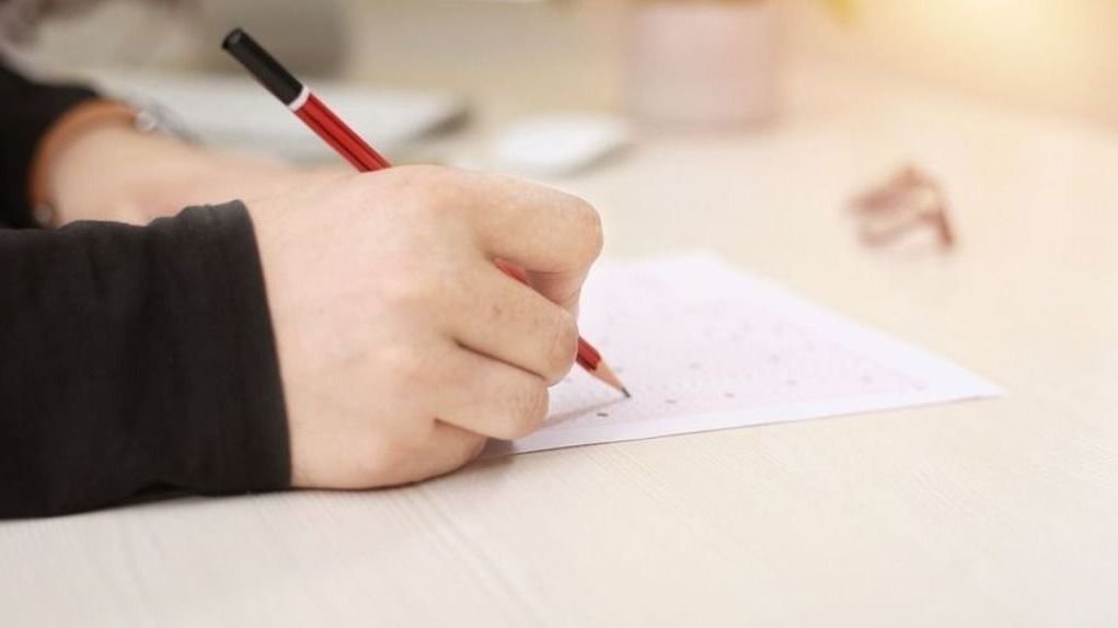 Kezdődnek a próbafelmérők