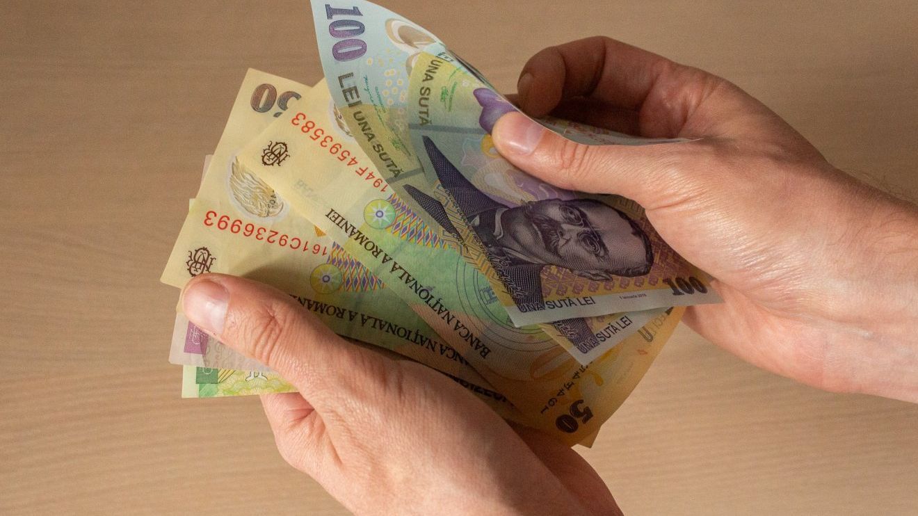 1,21 milliárd lejt tett ki a márciusban kifizetett gyermeknevelési pótlékok összege