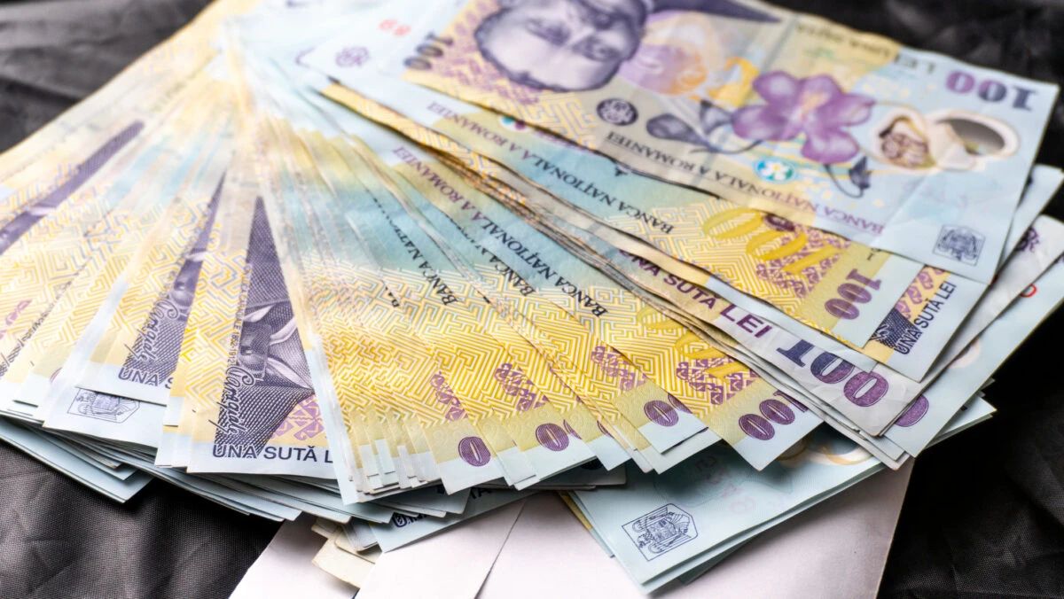 A gyermeknevelési pótlékot május 8-án utalják, a nyugdíjak postai kézbesítése május 2-án kezdődik