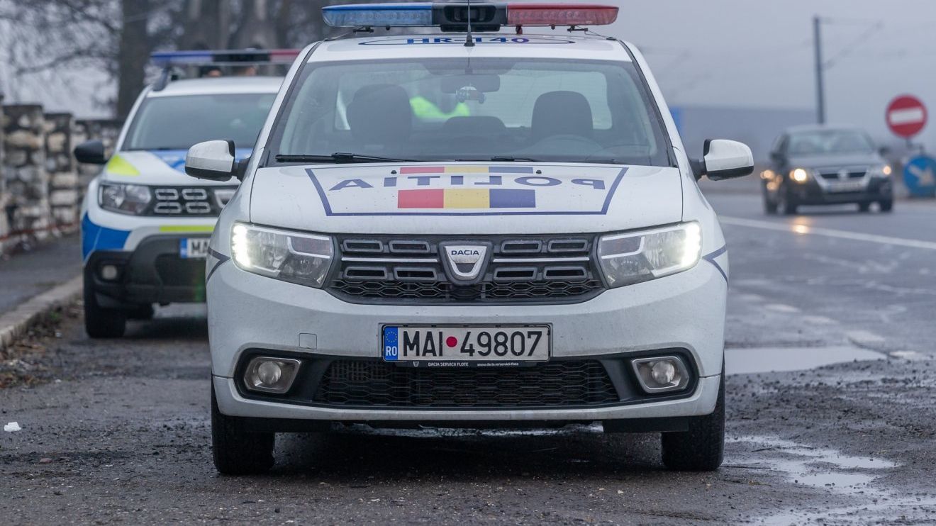 Eltűnt egy 14 éves lány, a rendőrség keresi