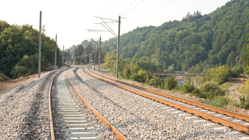 Korszerűsítik a Kürtös–Piski vasútvonalat