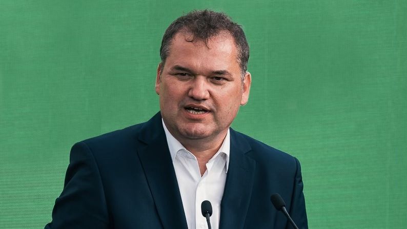 Cseke Attila: Megszüntetjük az építkezéseket fékező bürokráciát, gyorsítjuk a fejlesztést