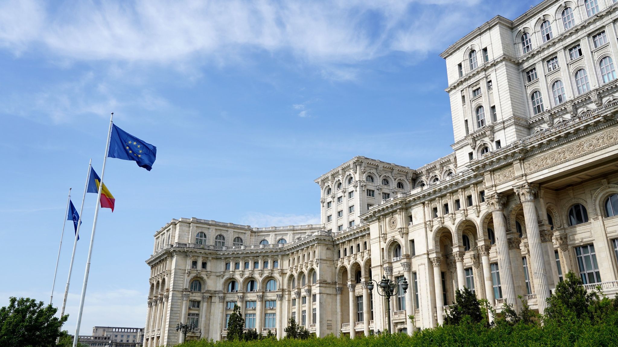 Beterjesztették a kormánypártok a bírák és ügyészek nyugdíjazásával kapcsolatos törvénytervezetet