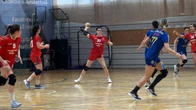 Hozta a kötelezőt a listavezető Nagyváradon