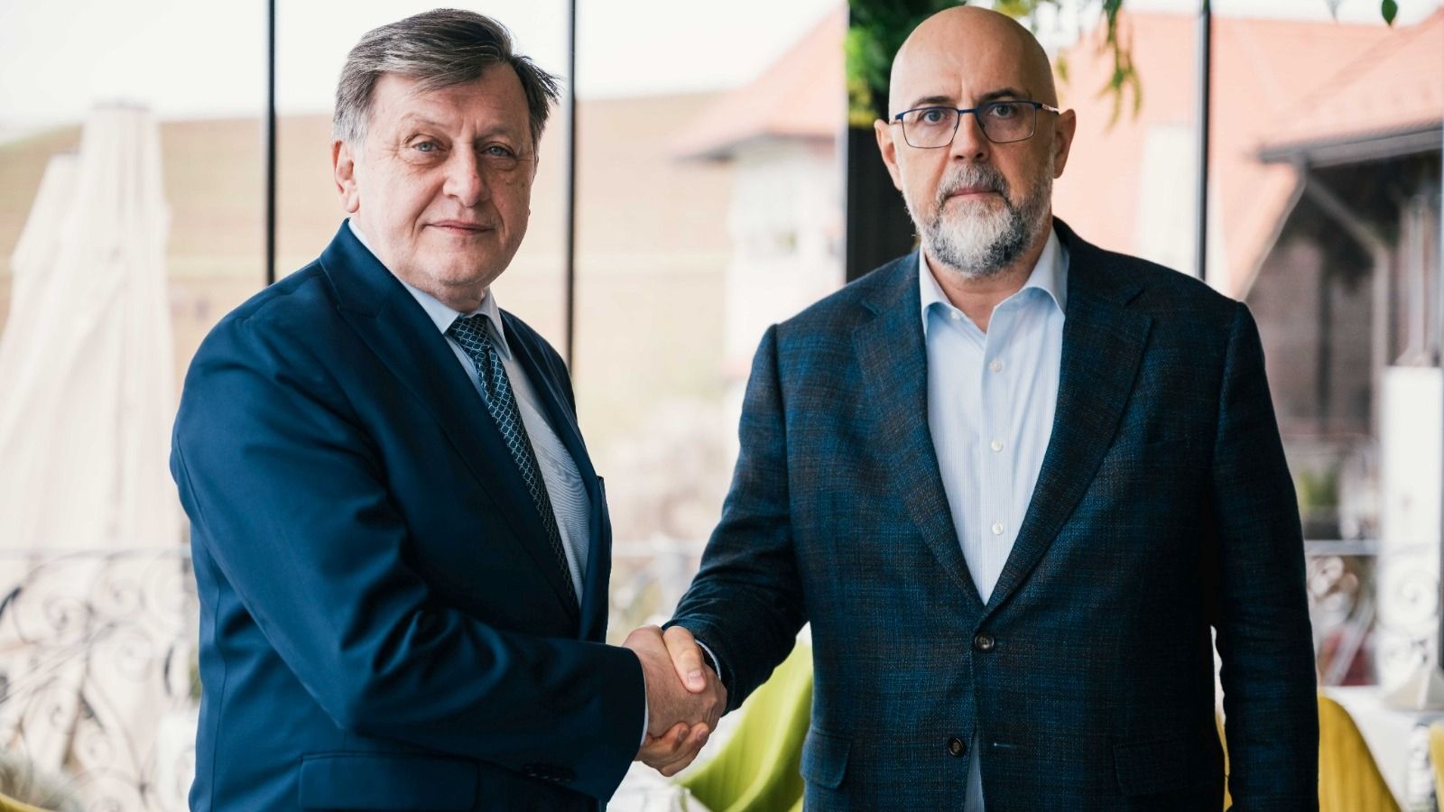 Közlemény: Lehet-e olyan elnöke Romániának, aki tiszteli a magyarokat?