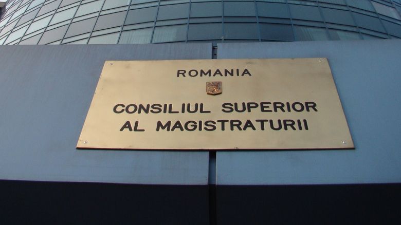 Az Igazságügyi Felügyelet megvizsgálja, hogy fegyelmi vétséget követett-e el a ploiești-i ítélőtábla bírája