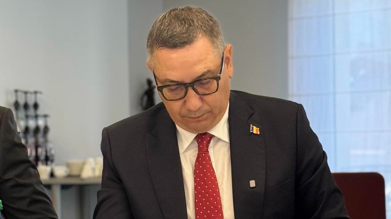 Ponta: Marcel Ciolacunak haladéktalanul le kellene mondania a miniszterelnöki tisztségről