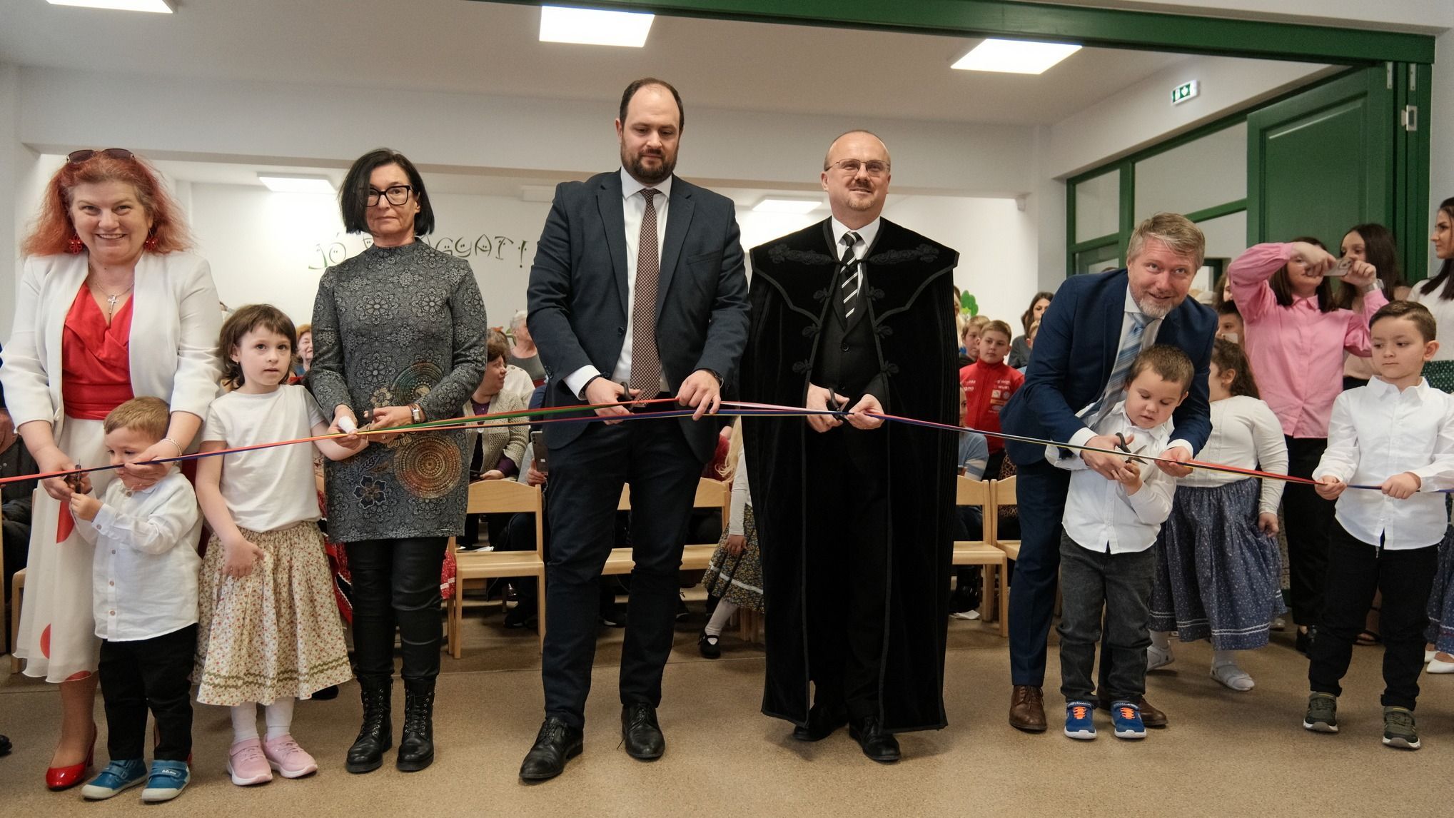 Református bölcsődét és óvodát avattak Biharpüspökiben ׀ FOTÓGALÉRIA