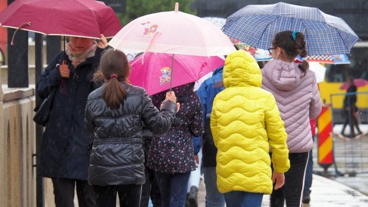 Szélre és hóviharokra figyelmeztetnek a meteorológusok