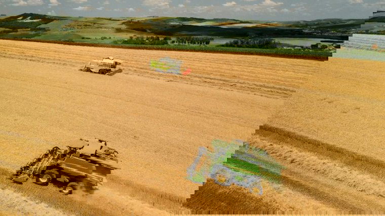 Több mint 215 ezer agrártámogatási kérelmet nyújtottak be az APIA-kirendeltségekhez március végéig