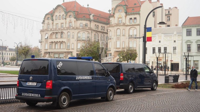 Naponta 9600 rendőr, 6000 csendőr és 5000 tűzoltó teljesít szolgálatot a húsvéti ünnepek alatt