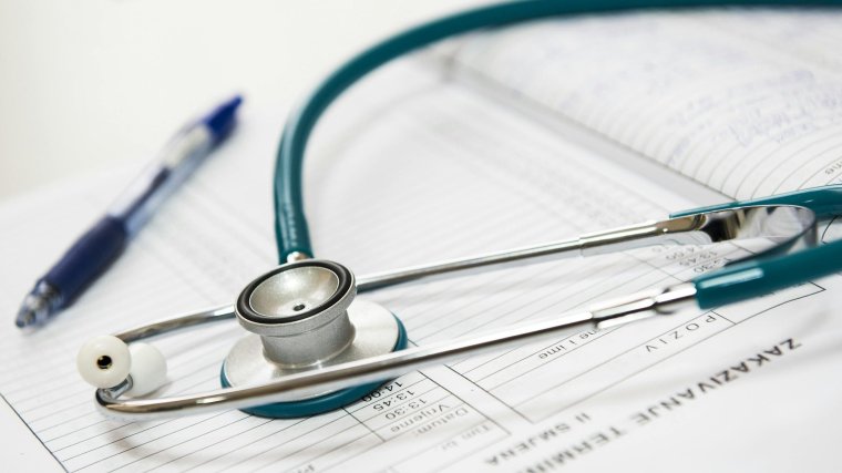 Múlt héten 64 új koronavírusos megbetegedést igazoltak Romániában