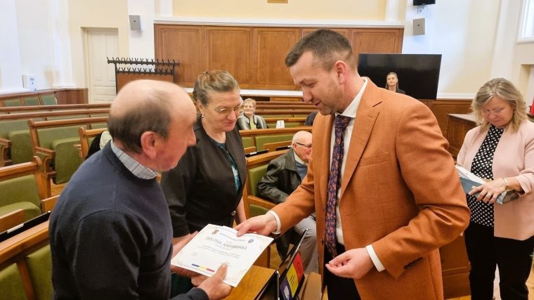 Aranylakodalmasokat köszöntöttek