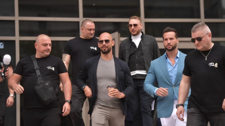 Ügyészségi források: beidézték a DIICOT-hoz a Tate fivéreket a hatósági felügyelet meghosszabbítására