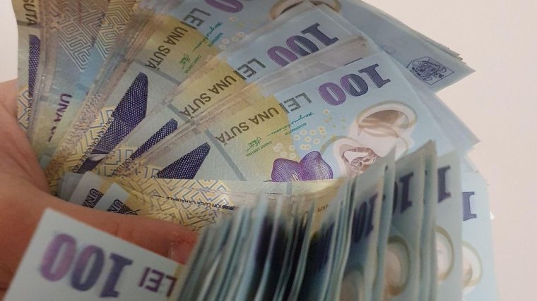Februárban 5351 lejre nőtt a nettó átlagbér Romániában