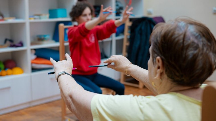 Nagyváradon is elérhető a Pető-módszer