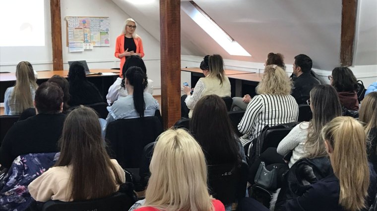 A képernyők délibábja