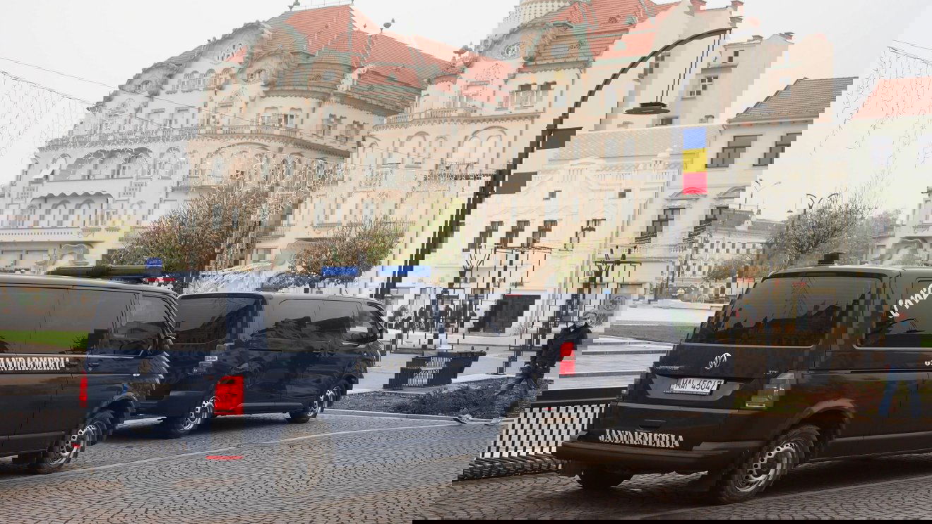 Naponta 9600 rendőr, 6000 csendőr és 5000 tűzoltó teljesít szolgálatot a húsvéti ünnepek alatt