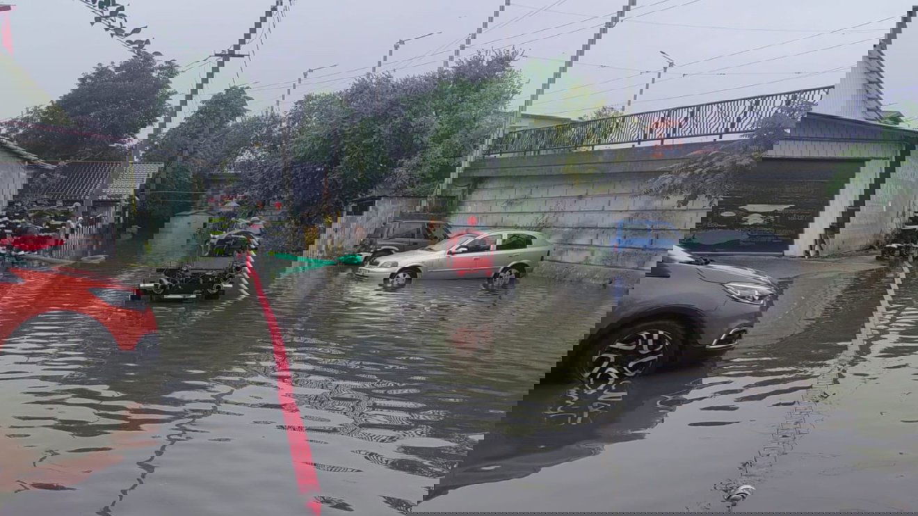 Tavaly összesen 56 millió lej kártérítést fizettek ki a biztosítók viharkárok miatt fakultatív lakásbiztosítás alapján