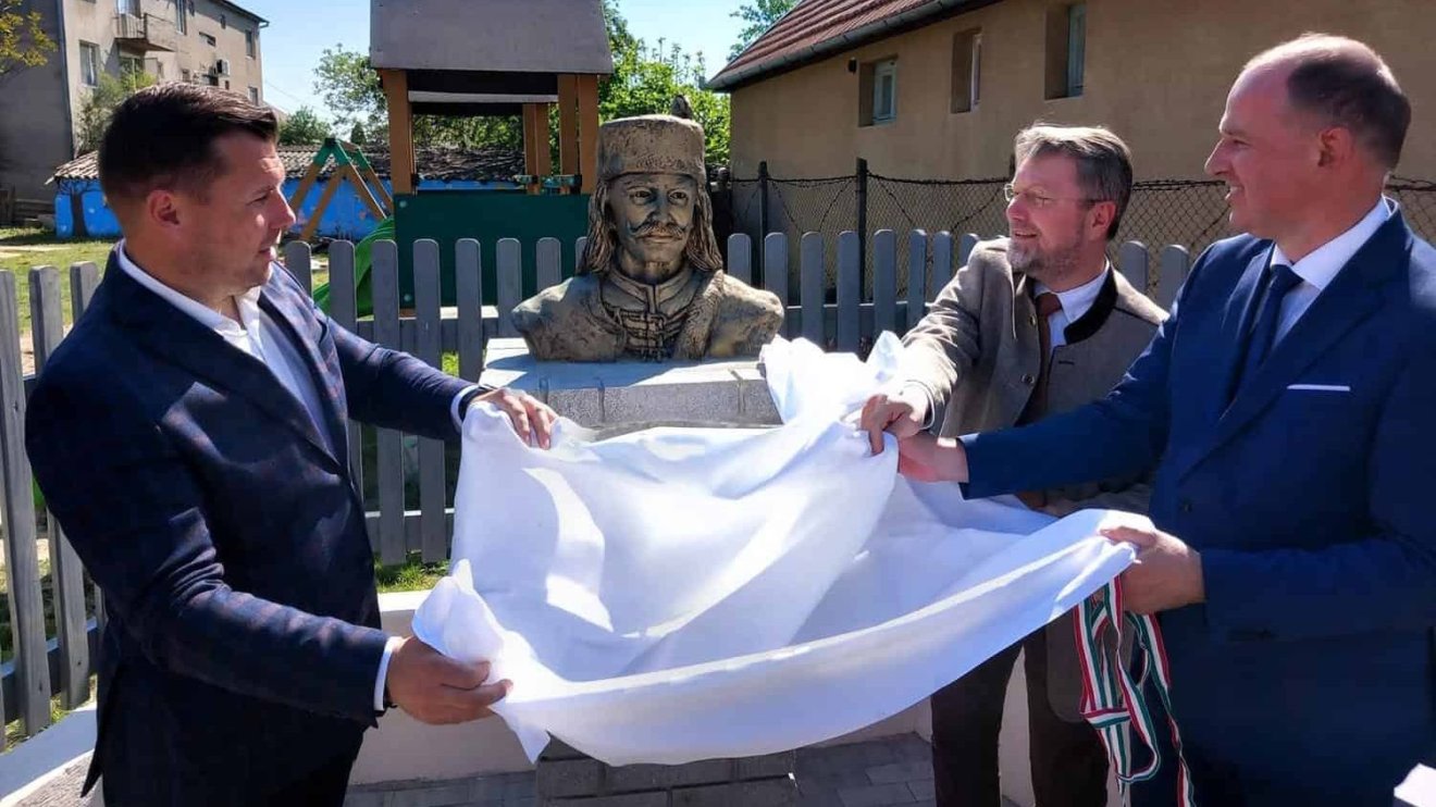 Fotókiállítás nyílik Nagyváradon a sajtószabadság világnapja alkalmából