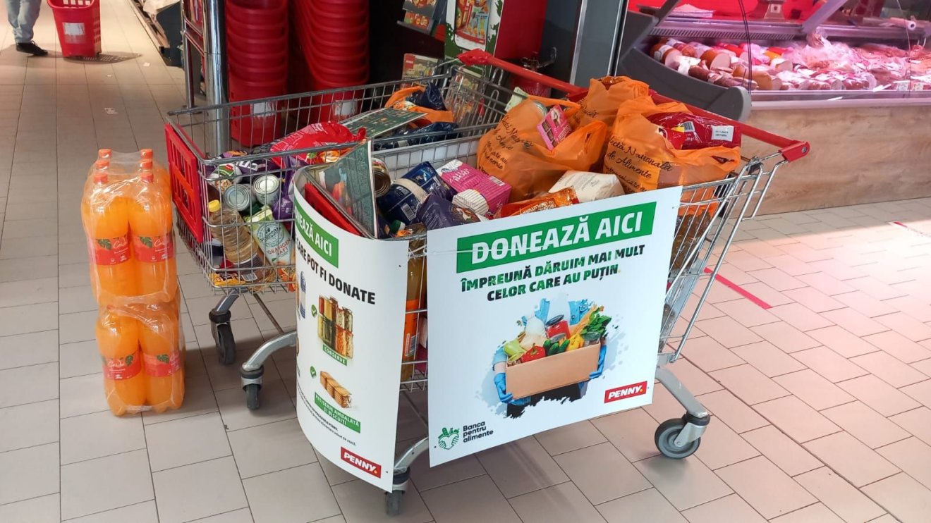 Rászorulóknak gyűjtenek élelmiszert