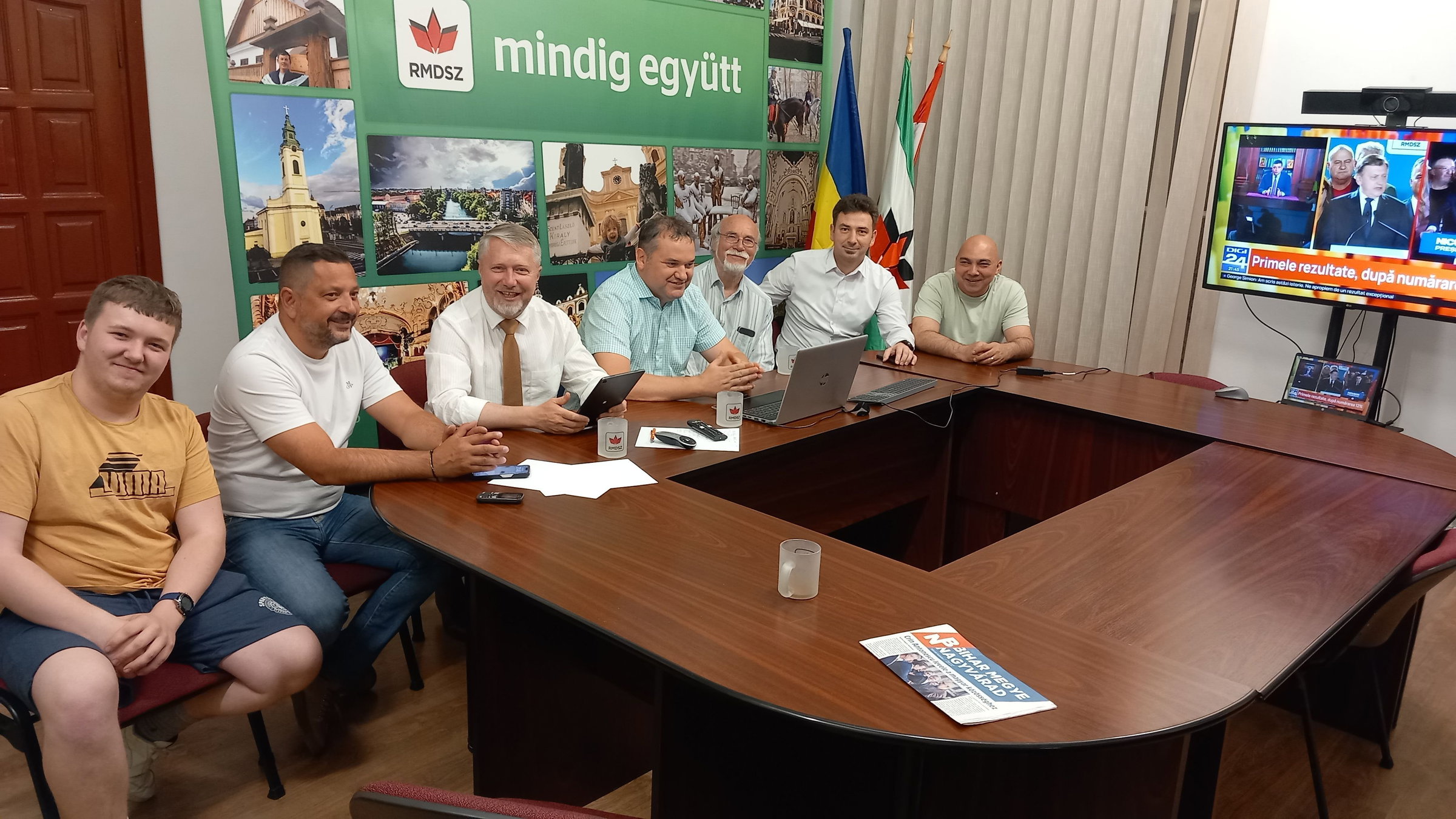 Eredményvárót tartottak az RMDSZ nagyváradi székházában is