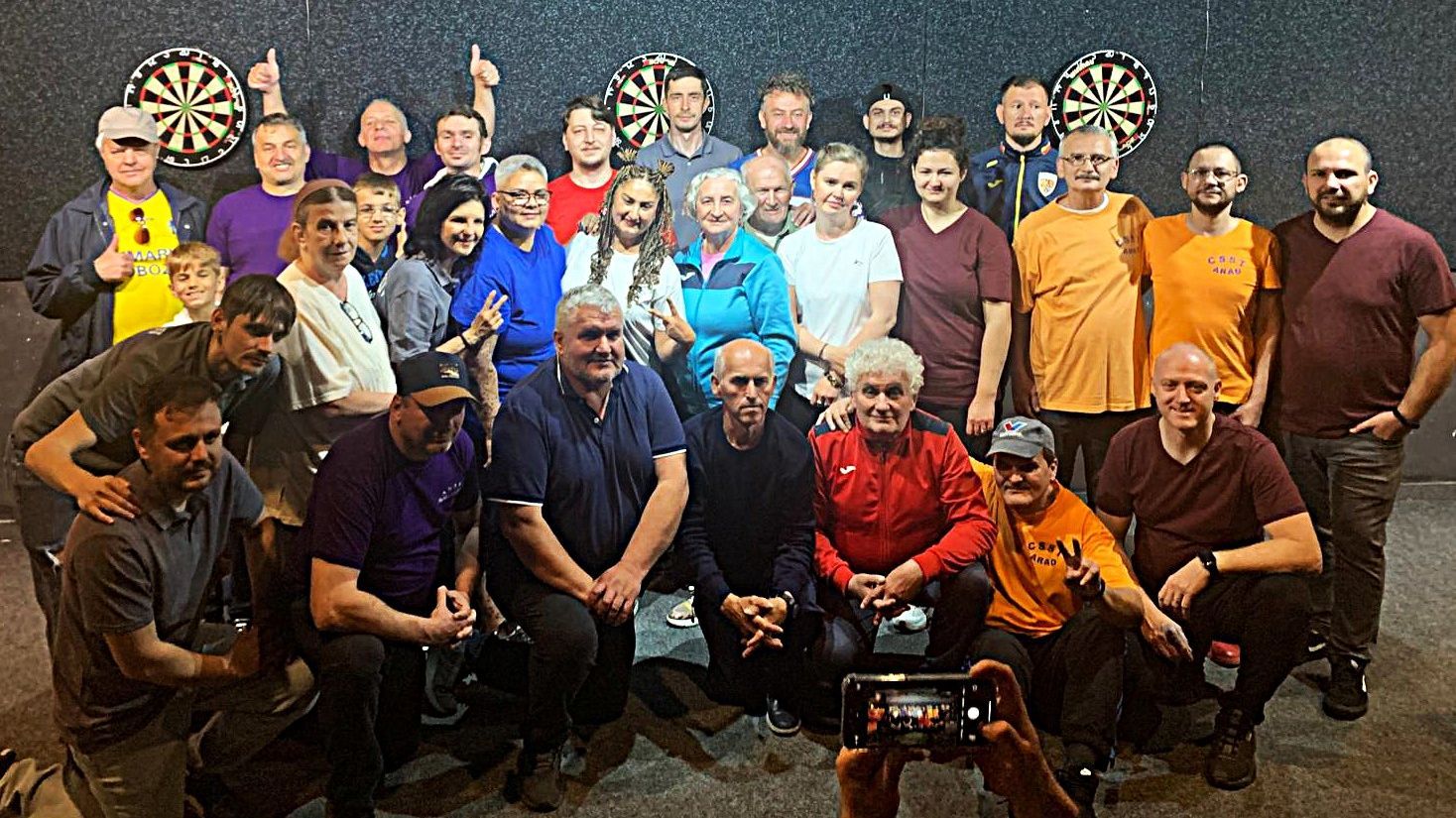 Váradi és szatmári siker a siketek darts-bajnokságán