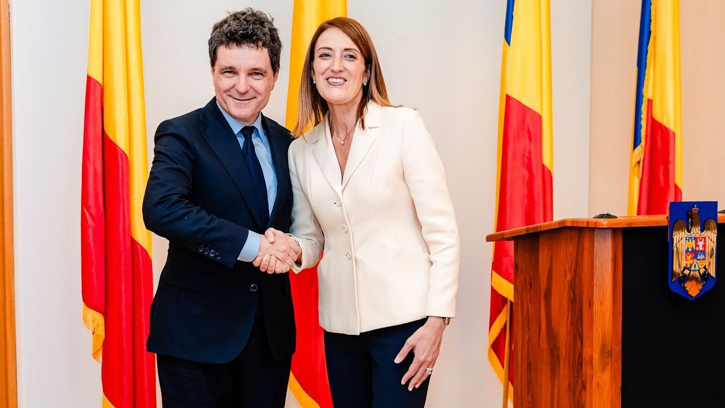 Nicușor Dan Bukarestben találkozott a romániai látogatáson levő Roberta Metsolával