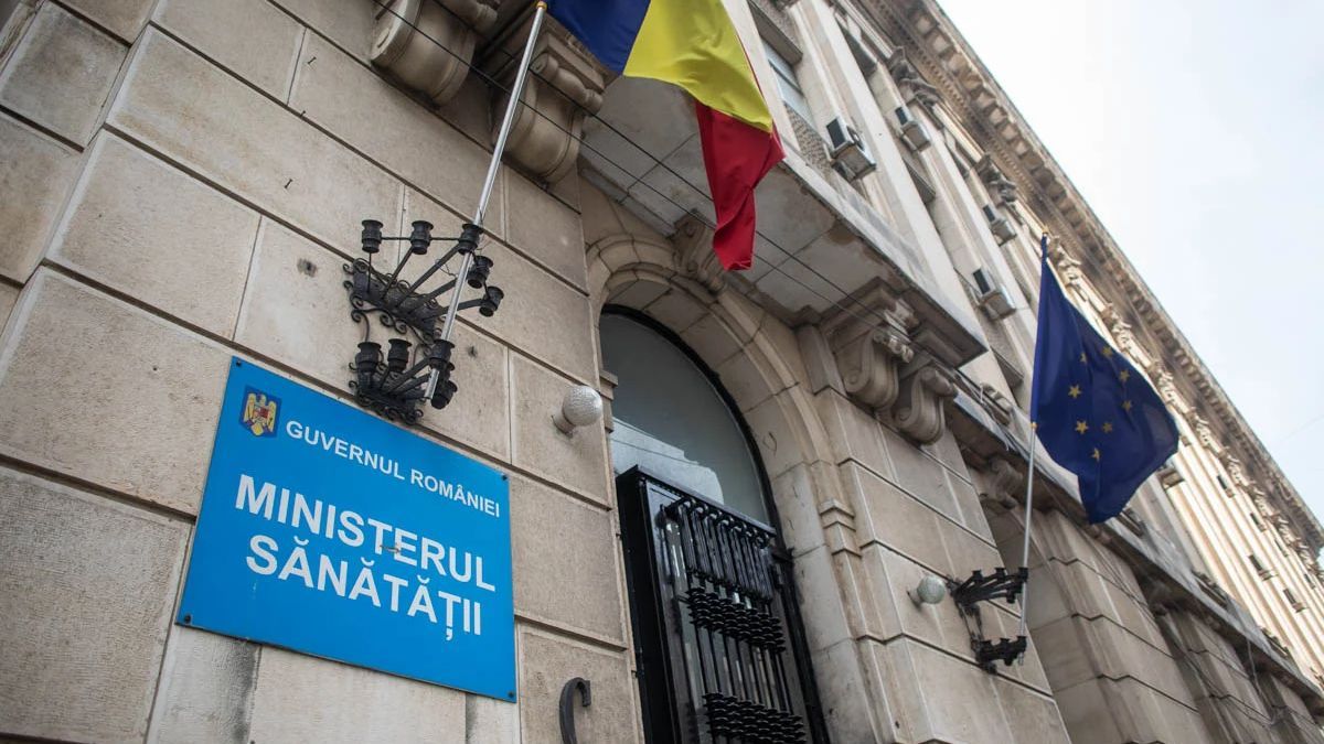 Az oltásokkal és mellékhatásaikkal kapcsolatos hamis információk terjedésére figyelmeztet az egészségügyi minisztérium