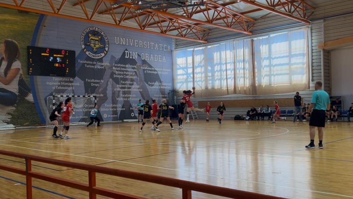 A sereghajtótól is kikaptak a váradi lányok