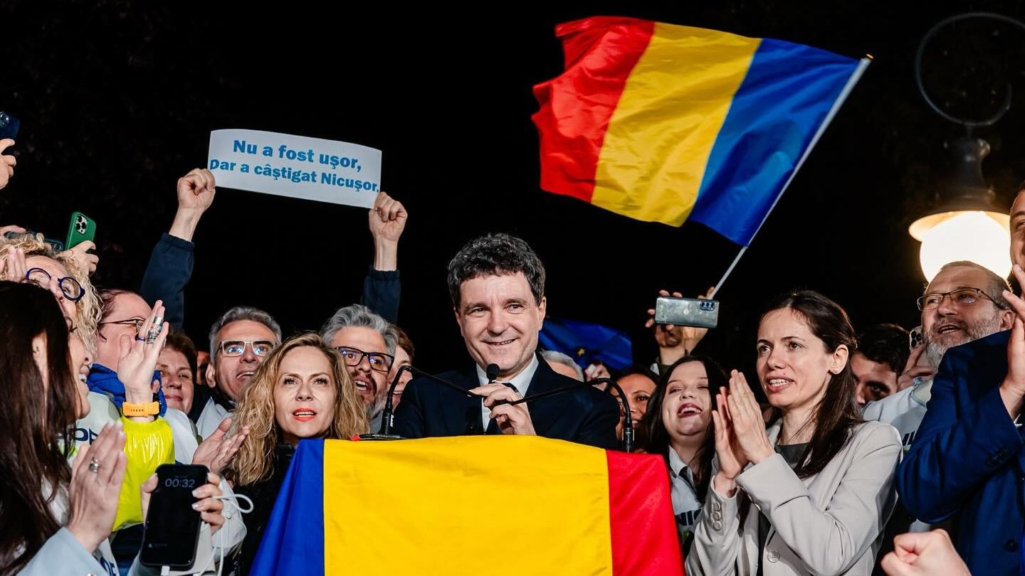 Nicușor Dan: Arról biztosítottam Emmanuel Macront, hogy Románia továbbra is megbízható uniós partner lesz