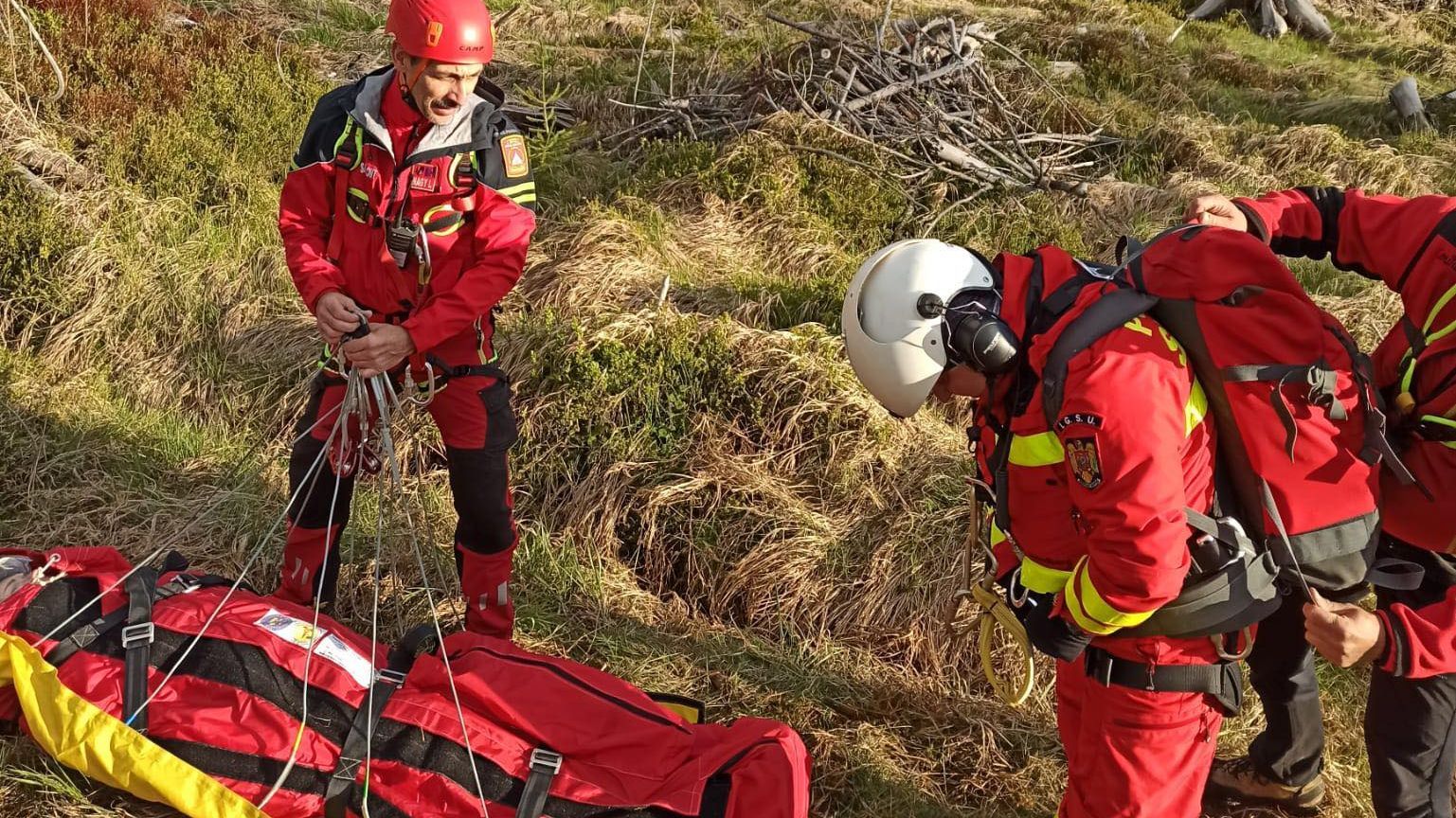 FRISSÍTVE | Kimentették a Szamos-bazárban megsérült turistát