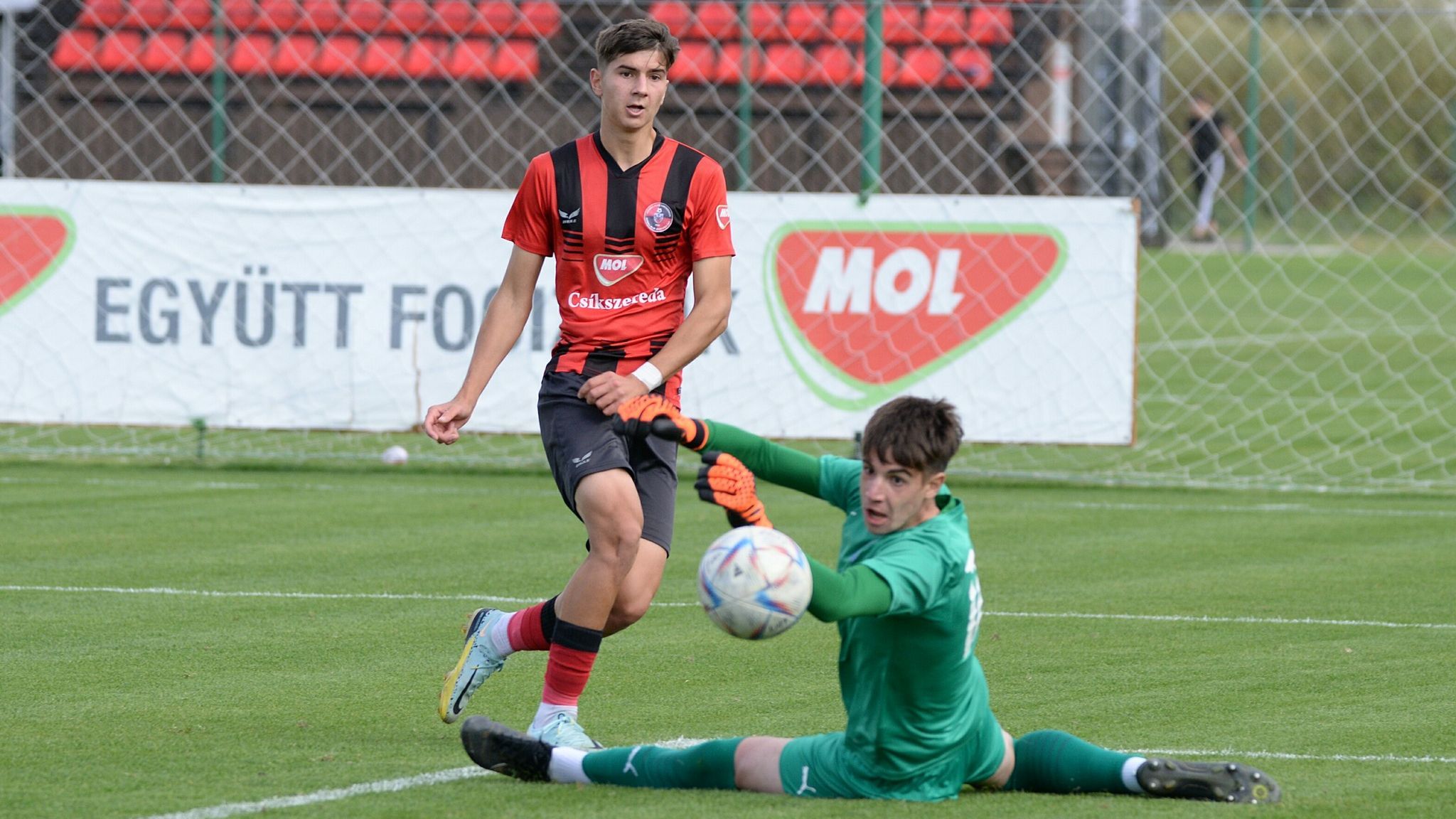 Praszler Gyula nyomdokain: Bödő Efraimot meghívták az U18-as válogatottba
