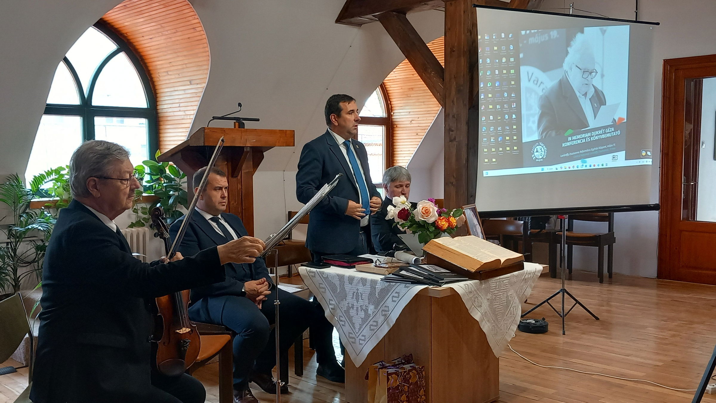 Dukrét Géza-emlékkonferenciát szerveztek Nagyváradon