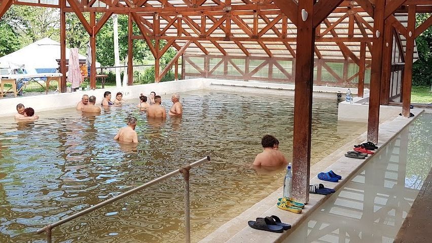 Felújítás zajlik a hegyközszentmiklósi fürdőben