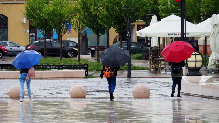 A következő héten is kitart a szokatlanul hideg, csapadékos idő